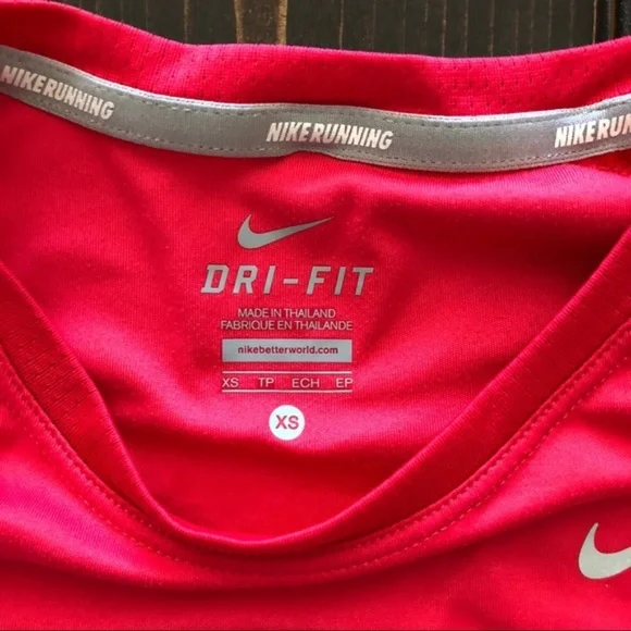 Nike Dri Fit short sleeve tee size XS - Picture 4 of 5